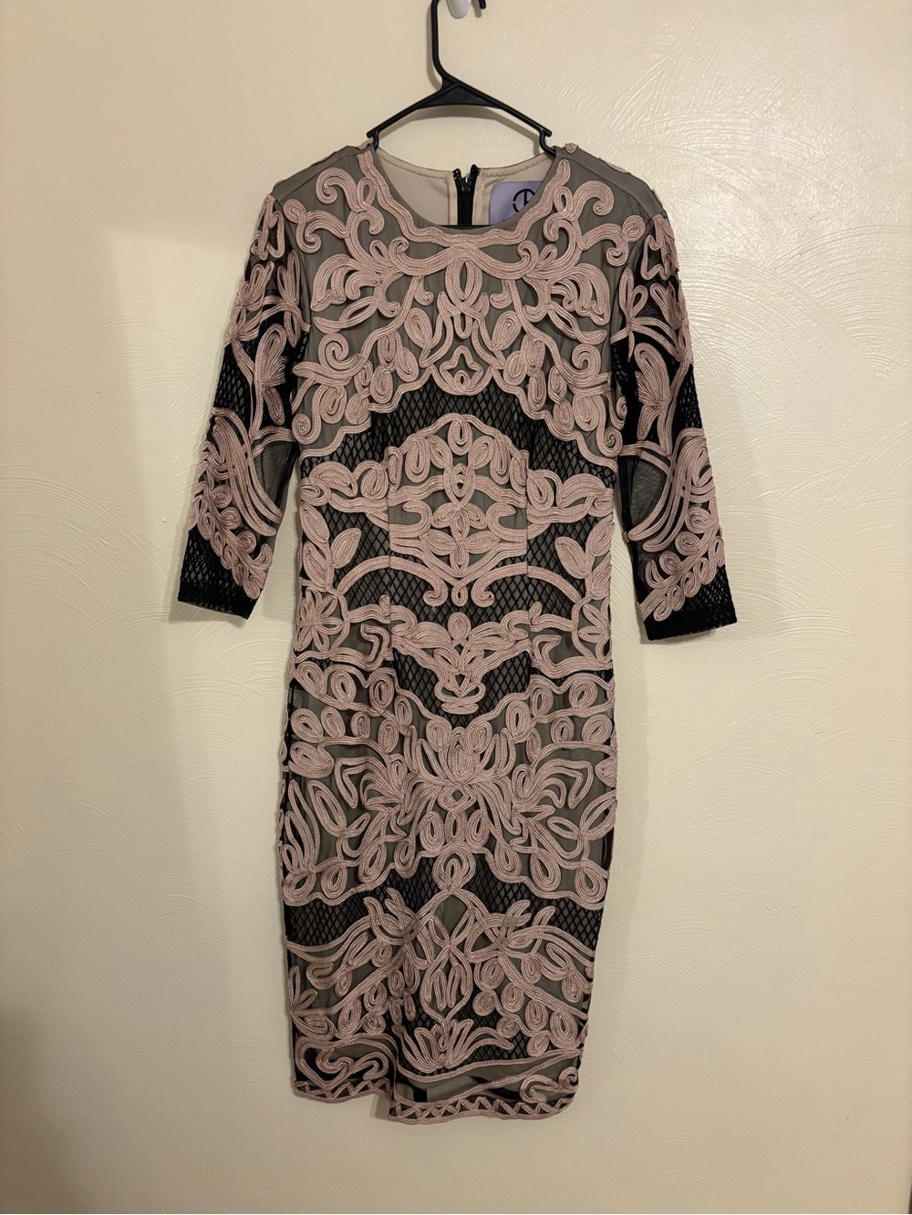 JS Collections Size 8 Soutache Embroidered Mesh Sheath Dress